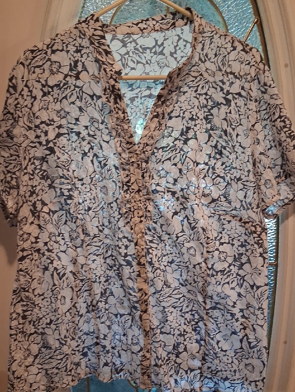 Women's Floral Short-Sleeve Shirt - Navy and White